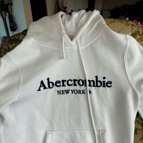 Woman's White Abercrombie and Fitch hoodie small - Picture 1 of 5